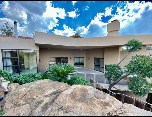 3 BEDROOM CLUSTER TO LET IN LONEHILL